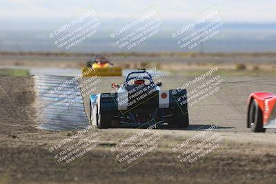 media/Oct-26-2025-CalClub SCCA (Sun) [[8ce1e69566]]/Group 6/Grapevine/
